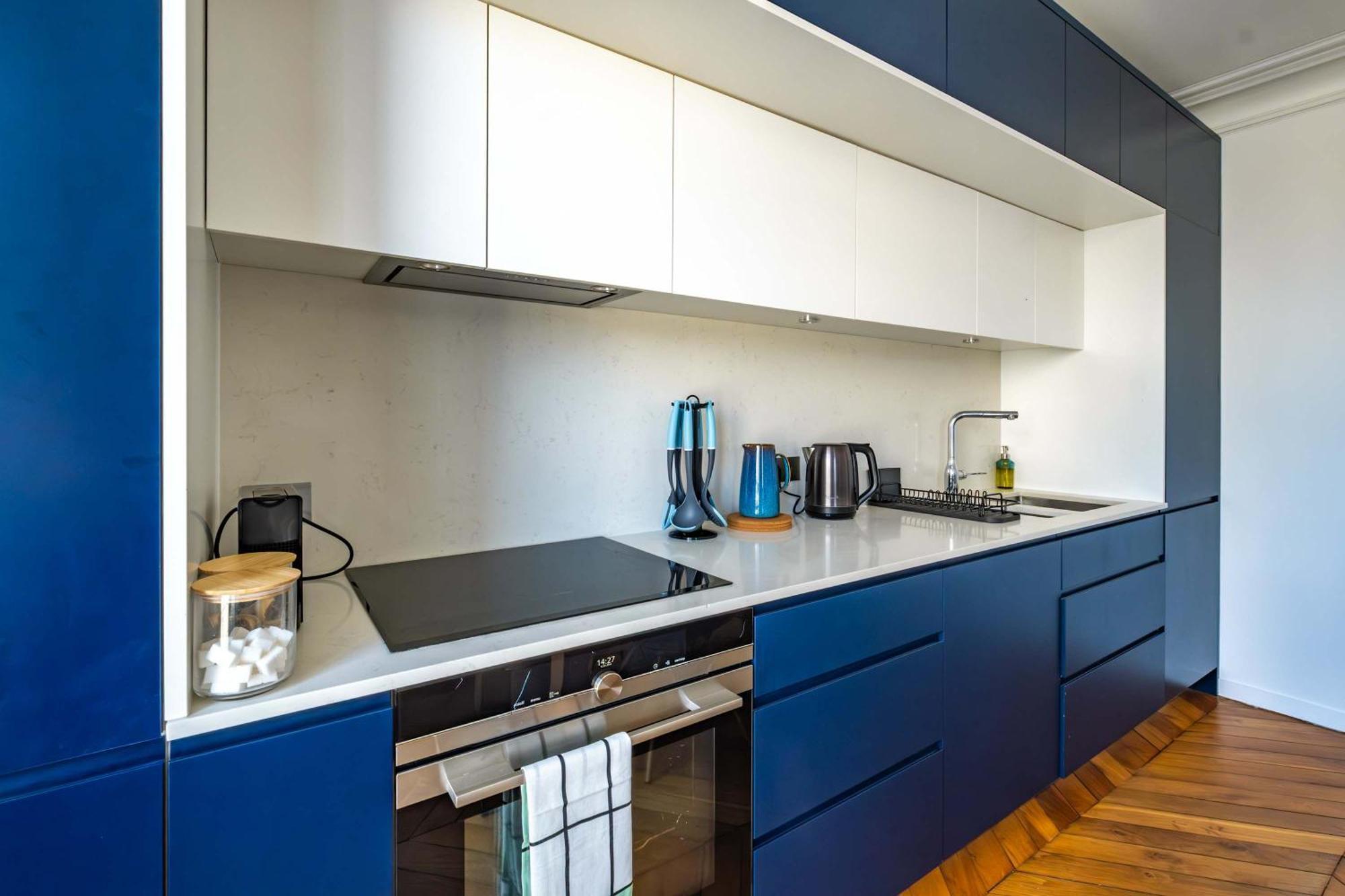 6 Guest Flat - Martyrs Apartment